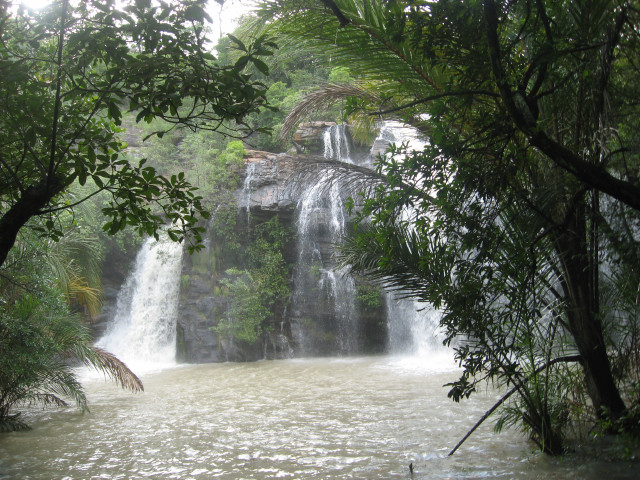 Chutes de Kota domaine public